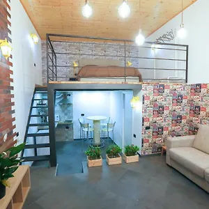 Apartment Santa Chiara Maison, Neapel